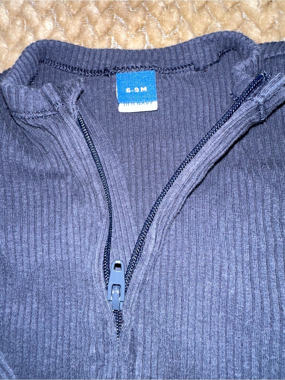 Old Navy - Picture 3 of 3